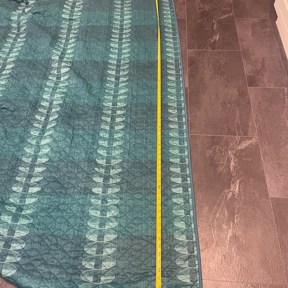 OPALHOUSE Jungalow Teal Design Colored Double Sided Quilted Blanket - Picture 9 of 14